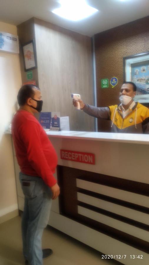 Hotel Popular Amritsar Bagian luar foto